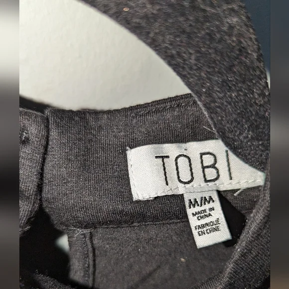 Tobi black long sleeve rise ruched sz M - Picture 5 of 8